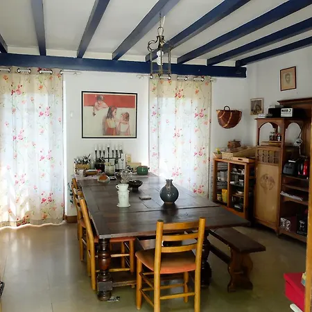 D'hôtes De L'abbaye Couette-café Montbrun-les-Bains